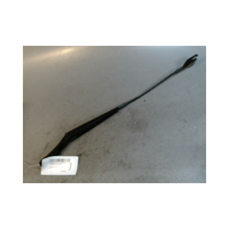 BRAS ESSUIE-GLACE AVANT DROIT VOLKSWAGEN SCIROCCO 2008-