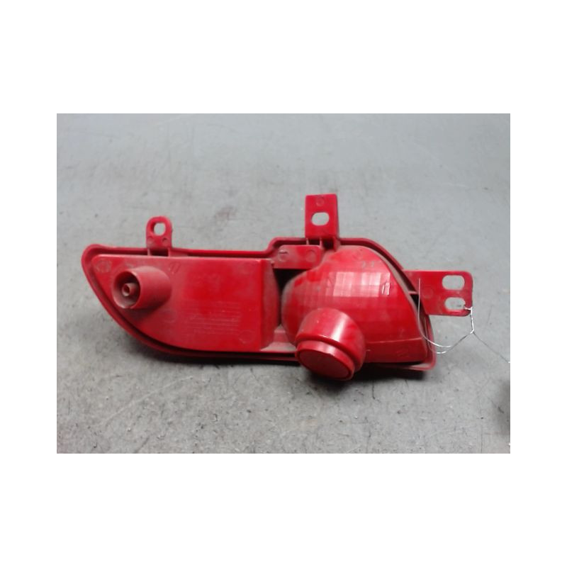 FEU DE PARE-CHOC ARRIERE DROIT PEUGEOT 206+ 2009-