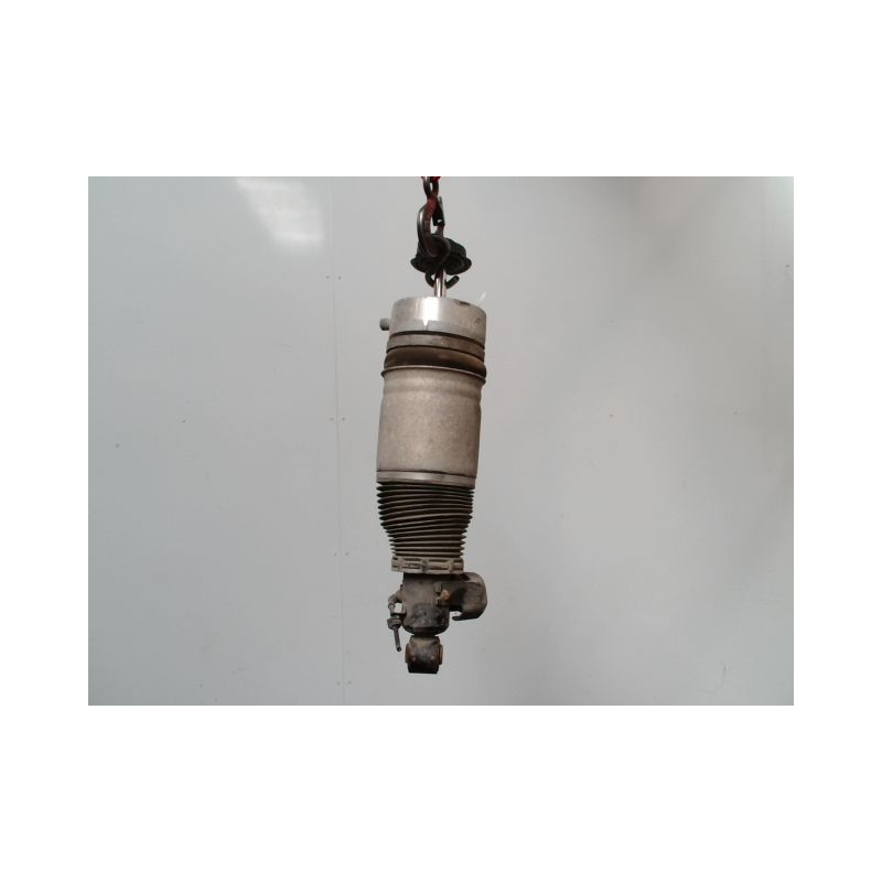 VERIN SUSPENSION ARRIERE DROIT AUDI Q7