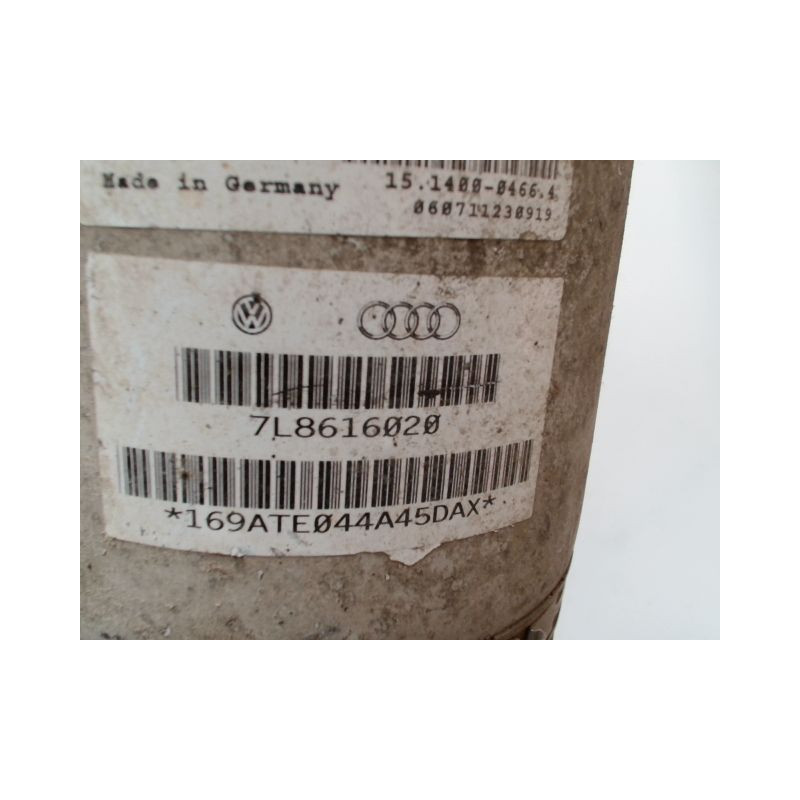 VERIN SUSPENSION ARRIERE DROIT AUDI Q7