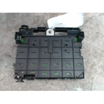 BOITE A FUSIBLES PEUGEOT 206 5P