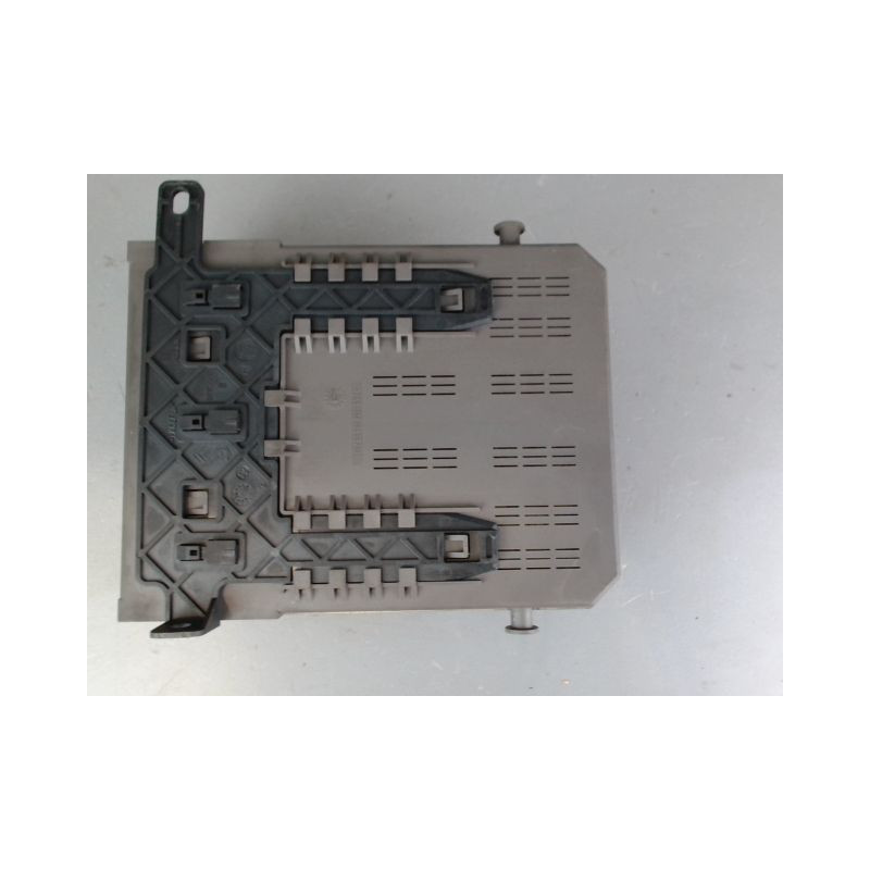 PLATINE FUSIBLE AVANT CITROEN C5 1 PHASE 1 DIESEL