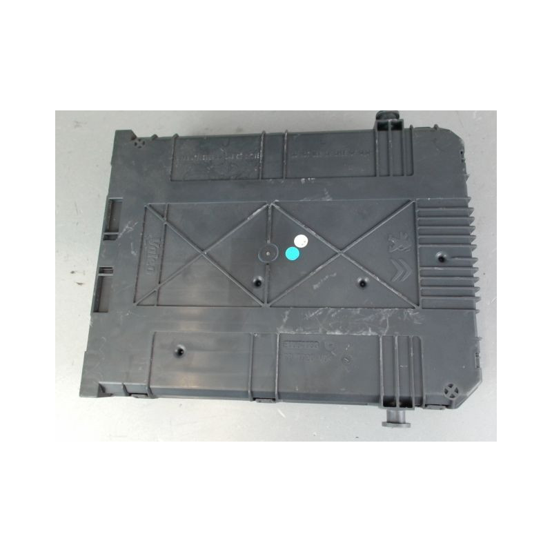 PLATINE FUSIBLE AVANT PEUGEOT 308 2 SW PHASE 1 BREAK  DIESEL