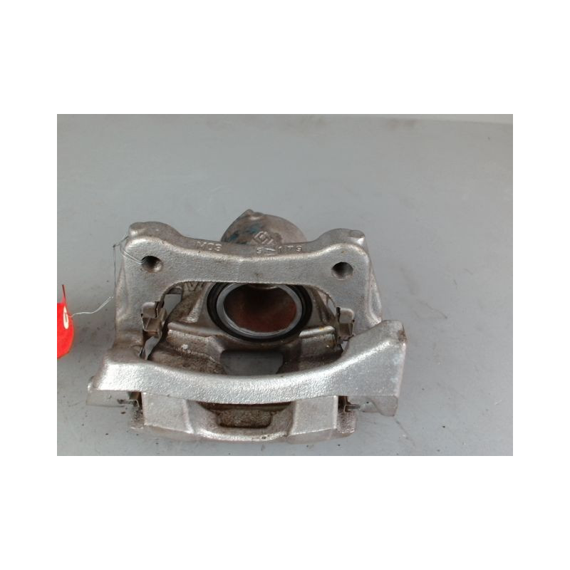 ETRIER DE FREIN AVANT GAUCHE RENAULT CLIO 5  ESSENCE