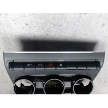 BOUTON DE WARNING RENAULT CLIO 5  ESSENCE