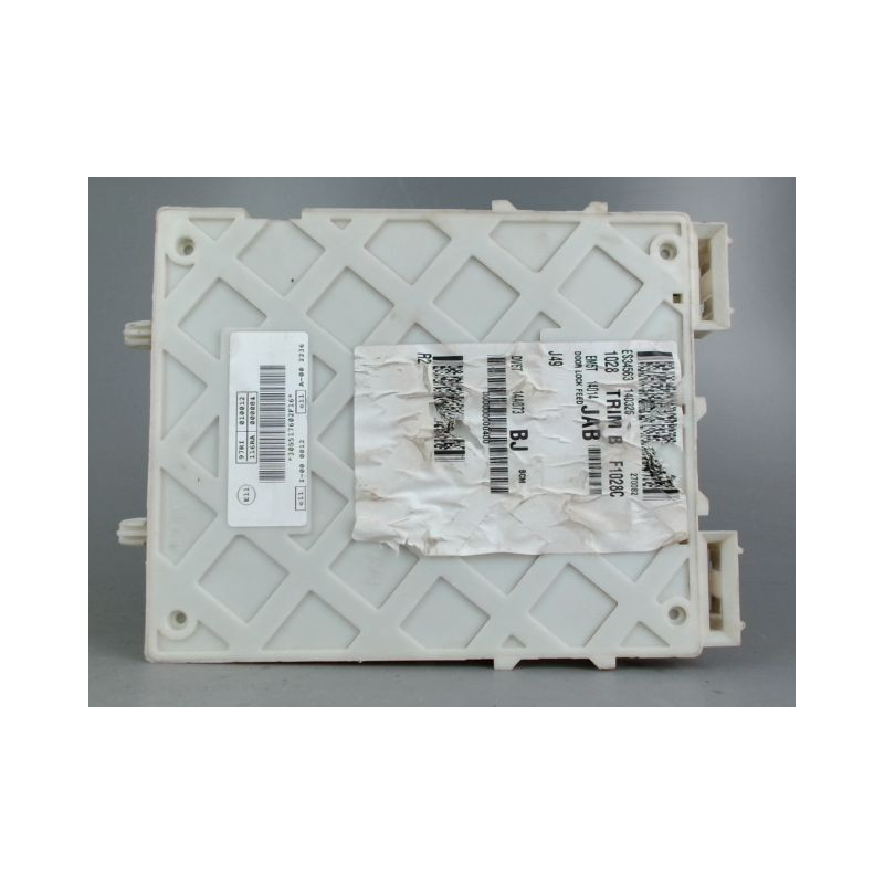 PLATINE FUSIBLE AVANT FORD FOCUS