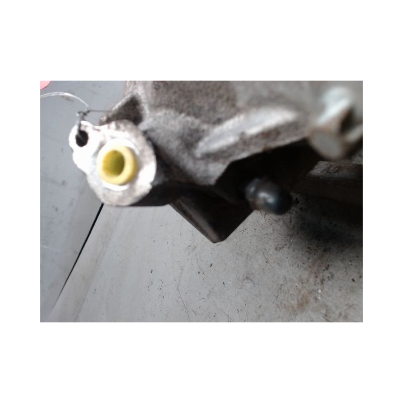 ETRIER DE FREIN AVANT DROIT PEUGEOT 3008