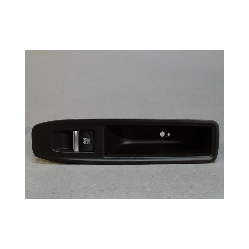 COMMANDE LEVE-GLACE PORTE ARD RENAULT CLIO 5