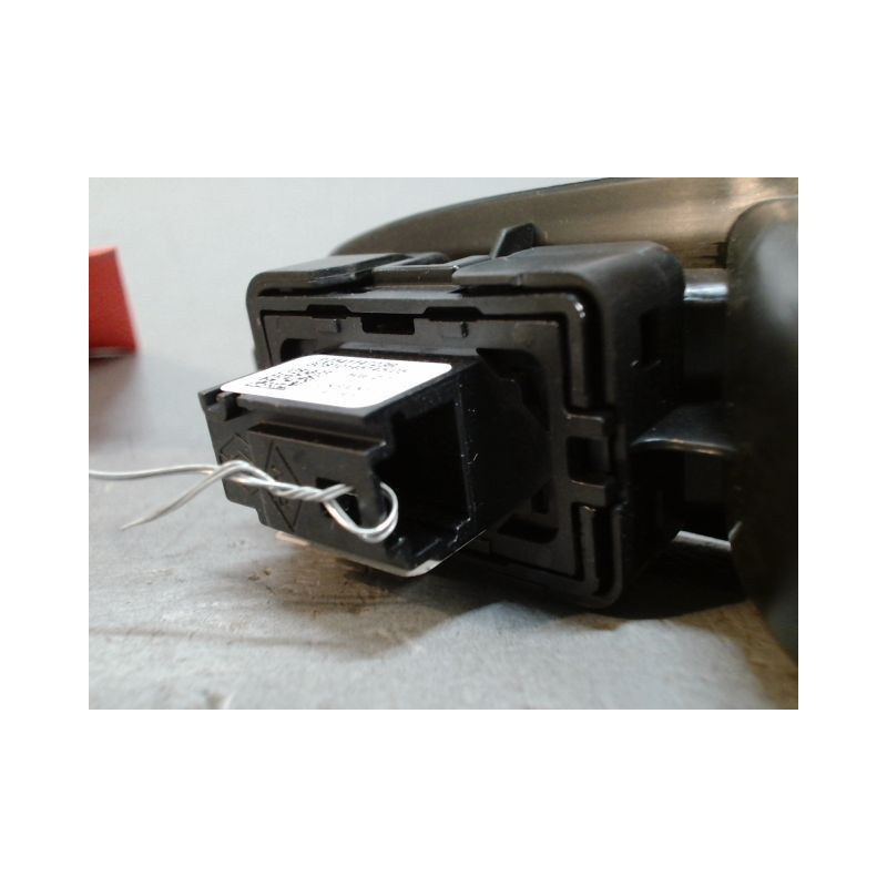 COMMANDE LEVE-GLACE PORTE ARG RENAULT CLIO 5