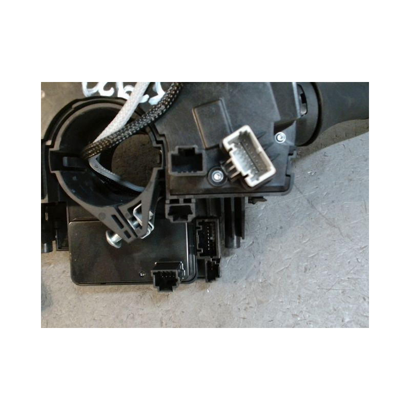 BLOC COMMODOS RENAULT CLIO 5