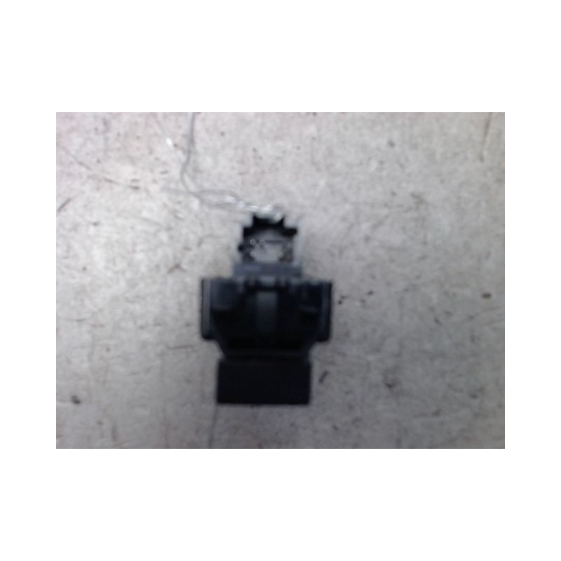 COMMANDE LEVE-GLACE PORTE ARG RENAULT CLIO 5  ESSENCE