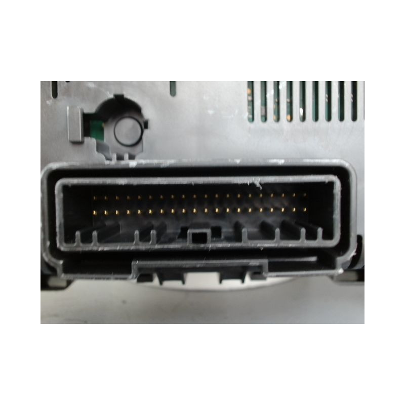 BLOC COMPTEURS RENAULT CLIO 5  ESSENCE