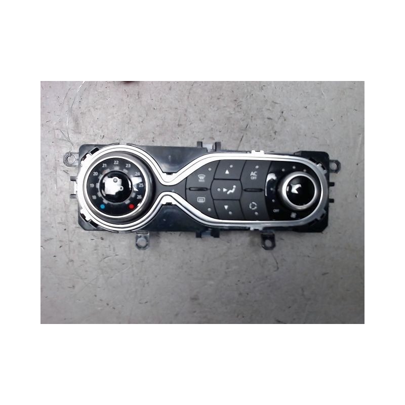 COMMANDE DE CHAUFFAGE RENAULT CLIO 4