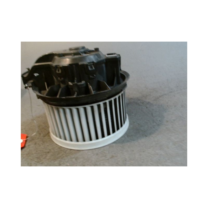 MOTEUR VENTILATEUR CHAUFFAGE VOLKSWAGEN UP
