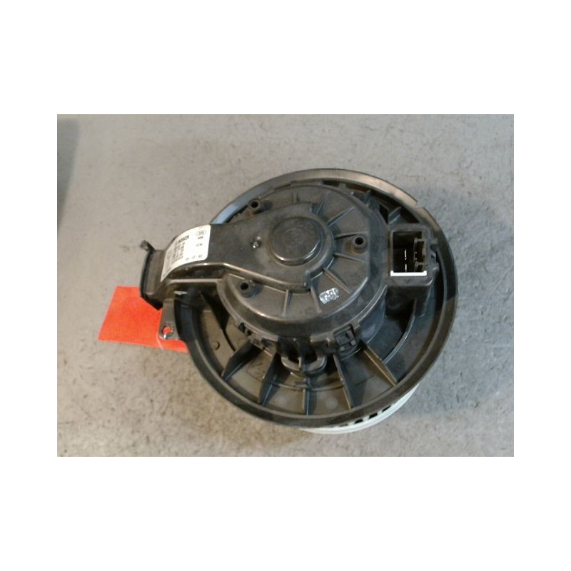 MOTEUR VENTILATEUR CHAUFFAGE VOLKSWAGEN UP