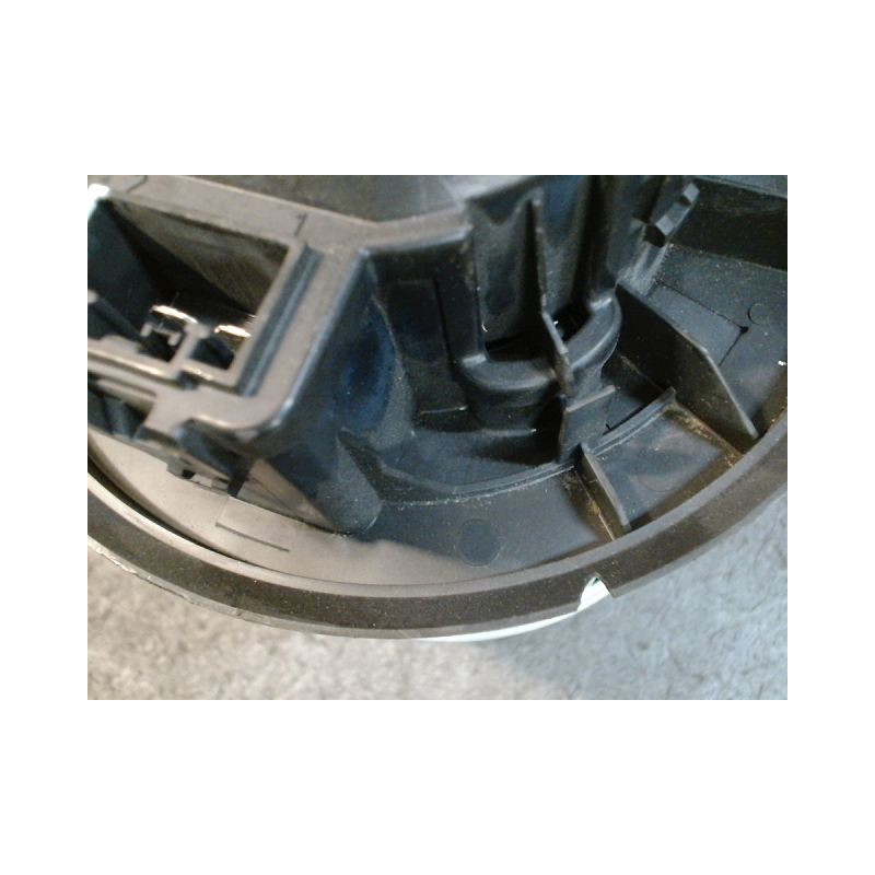 MOTEUR VENTILATEUR CHAUFFAGE VOLKSWAGEN UP