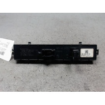 BOUTON DE WARNING PEUGEOT 3008 2009-