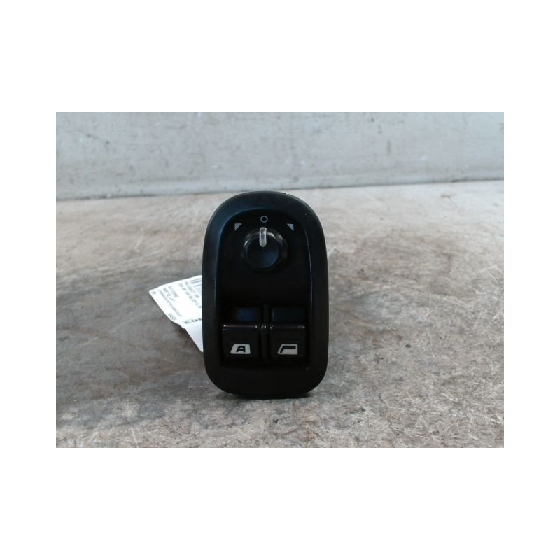 COMMANDE RETROVISSEUR EXTERIEUR ELECTRIQUE PEUGEOT 206 SW 02-06