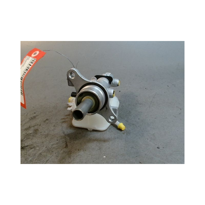 MAITRE CYLINDRE NISSAN NV300