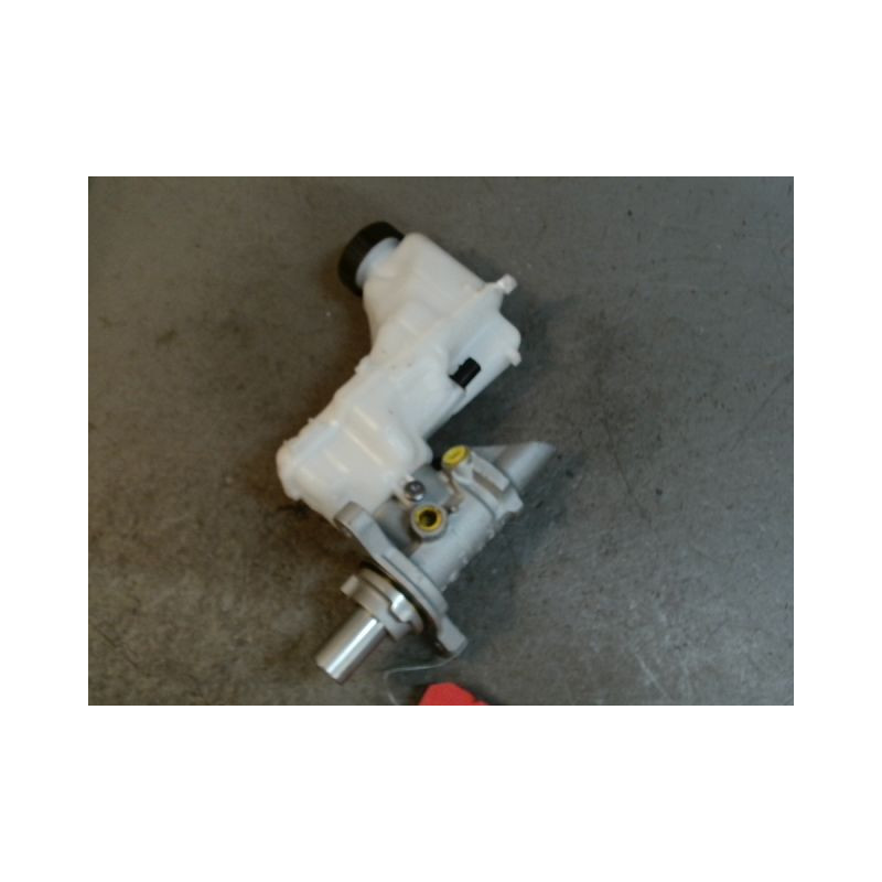 MAITRE CYLINDRE RENAULT TALISMAN