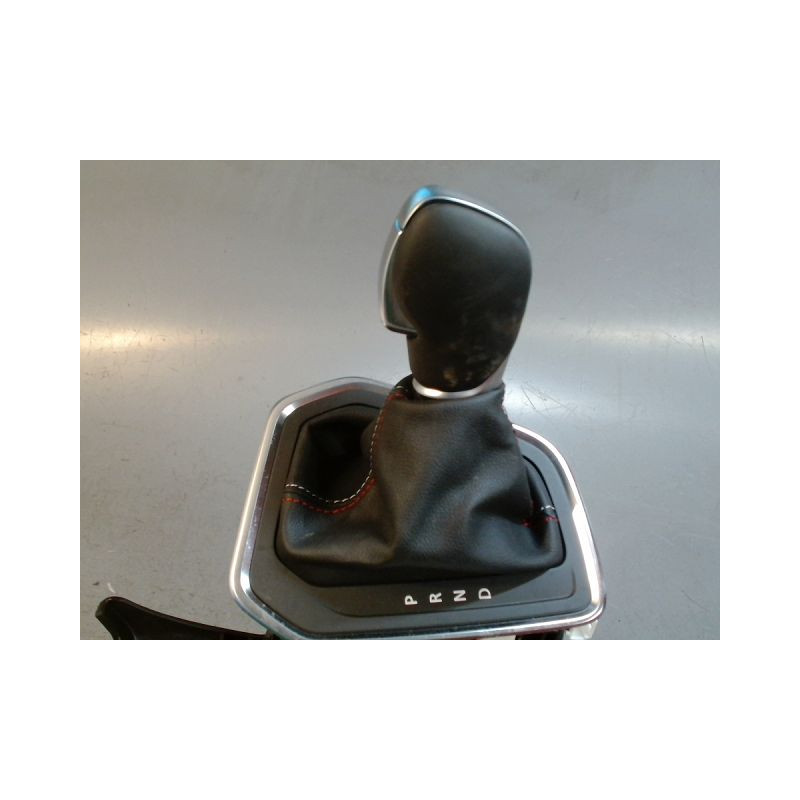 LEVIER DE VITESSES RENAULT CLIO 5 