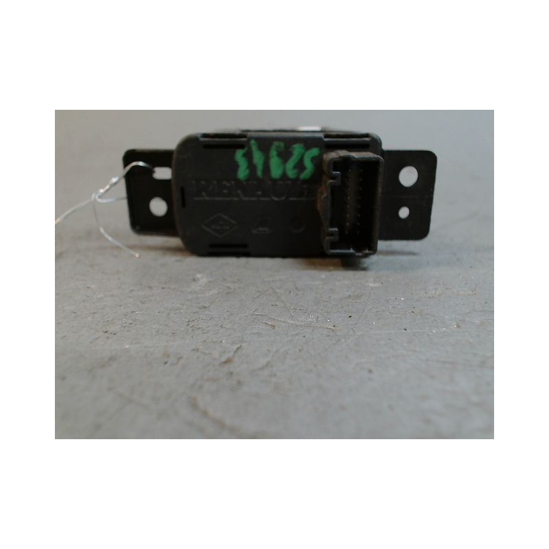 INTERIEUR COMMANDE FREIN A MAIN RENAULT CLIO 5  ESSENCE