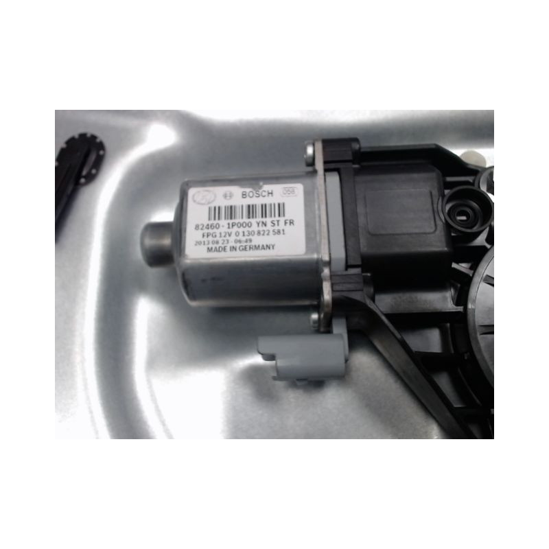 MECANISME+MOTEUR LEVE-GLACE AVANT DROIT KIA VENGA 09-