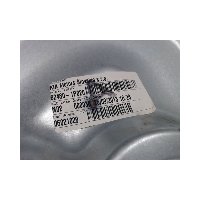 MECANISME+MOTEUR LEVE-GLACE AVANT DROIT KIA VENGA 09-