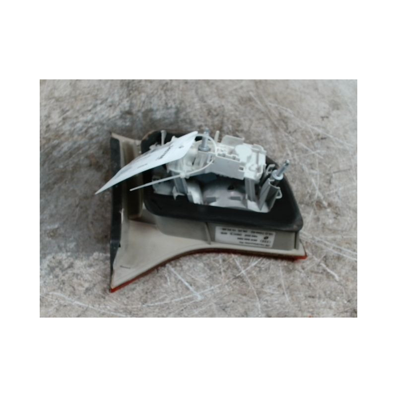 FEU ARRIERE INTERIEUR DROIT AUDI A4 AVANT 04-08