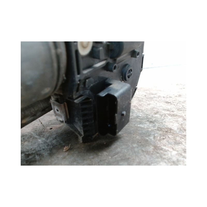 MOTEUR ESSUIE-GLACE AVG PEUGEOT 407 SW