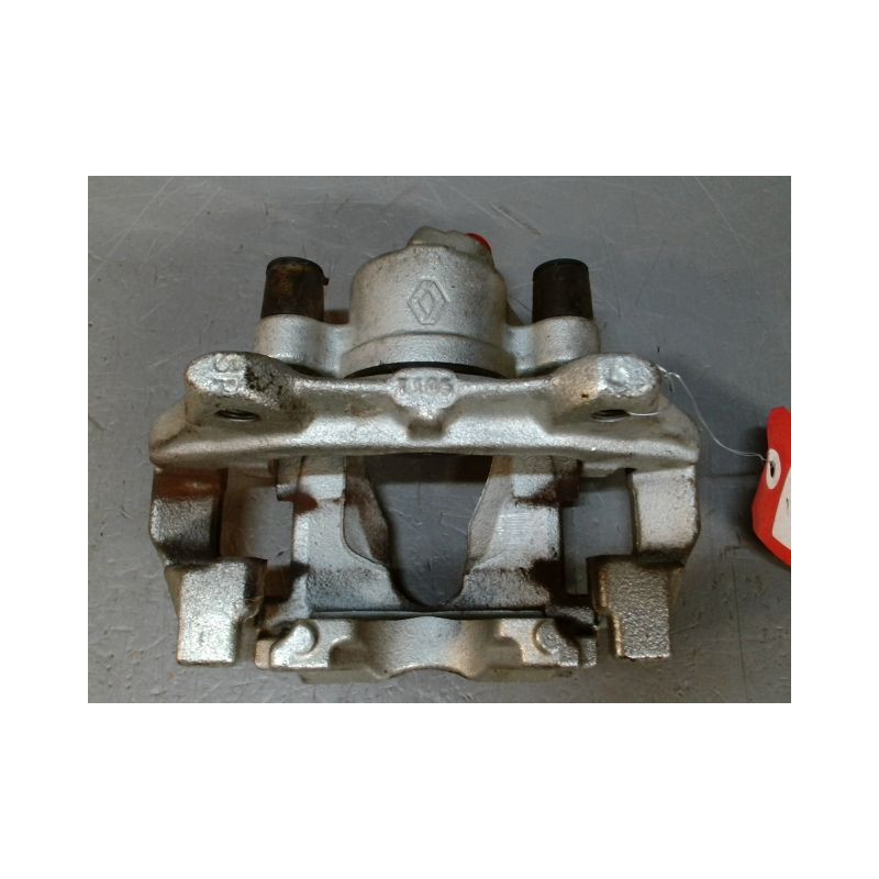 ETRIER DE FREIN AVANT DROIT RENAULT CLIO 4
