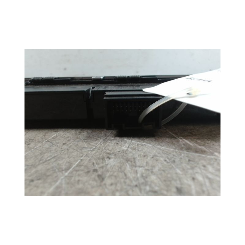 BOUTON DE WARNING AUDI A3 SPORTBACK