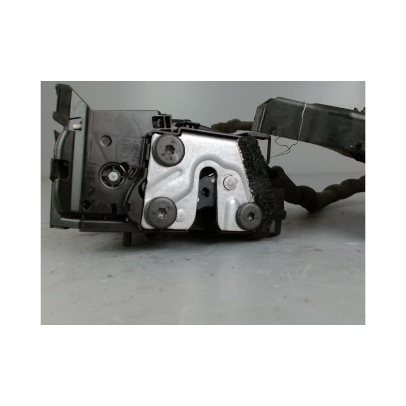 SYSTEME CONDAMNATION ARRIERE GAUCHE RENAULT CAPTUR PHASE 1 DIESEL