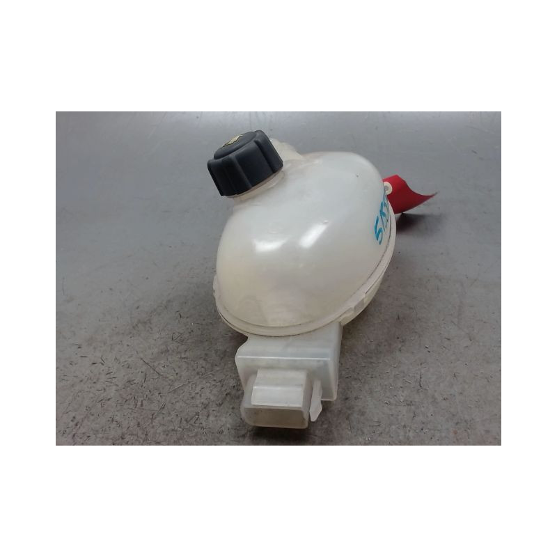 VASE EXPANSION NISSAN NV400