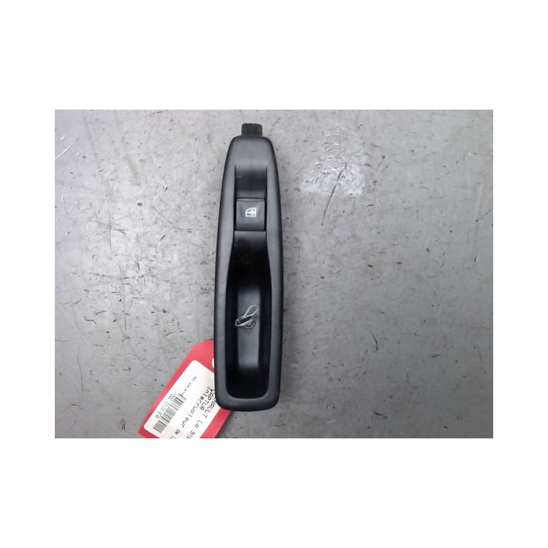 COMMANDE LEVE-GLACE PORTE ARG RENAULT CAPTUR 1