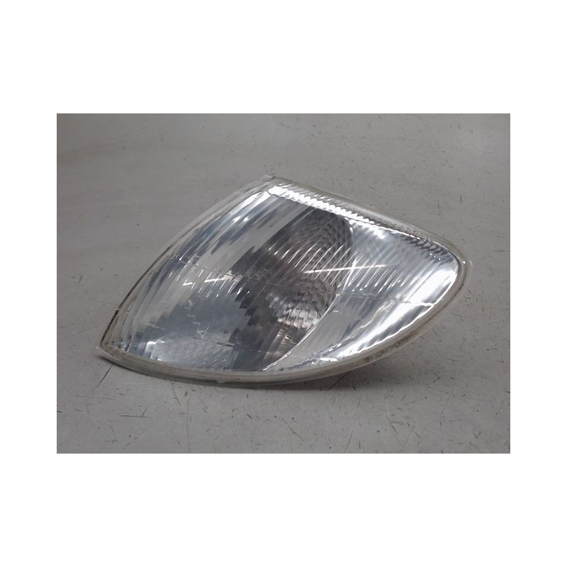 CLIGNOTANT GAUCHE RENAULT MEGANE