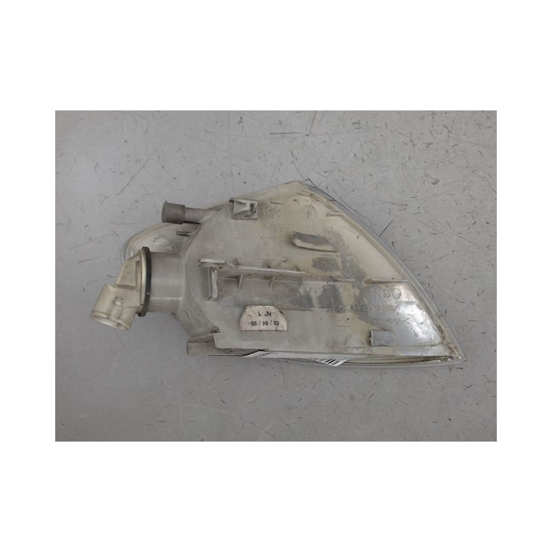 CLIGNOTANT GAUCHE RENAULT MEGANE