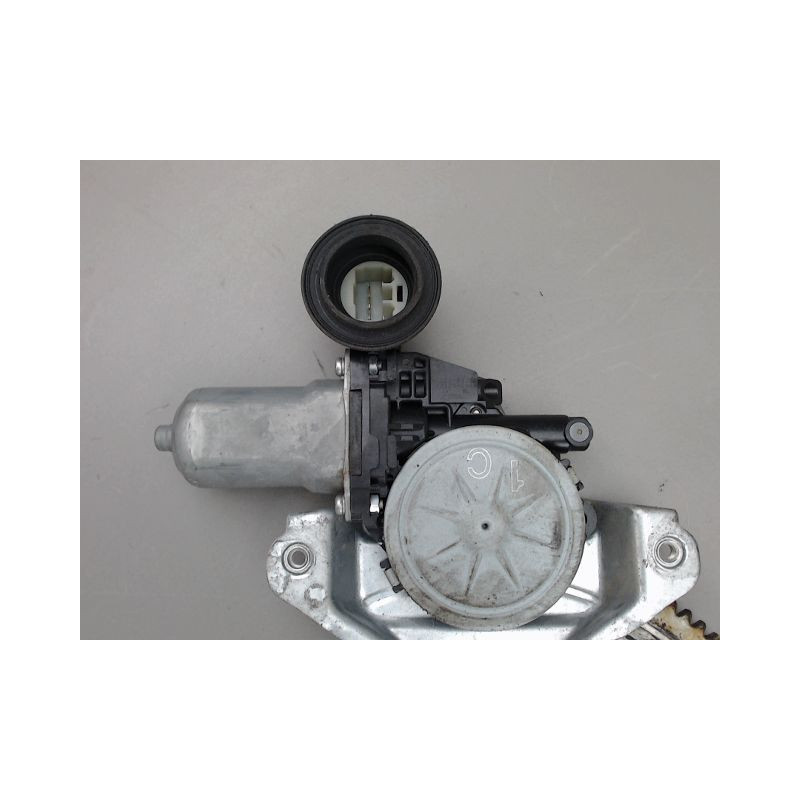 MECANISME LEVE-GLACE AVANT GAUCHE SUZUKI SWIFT