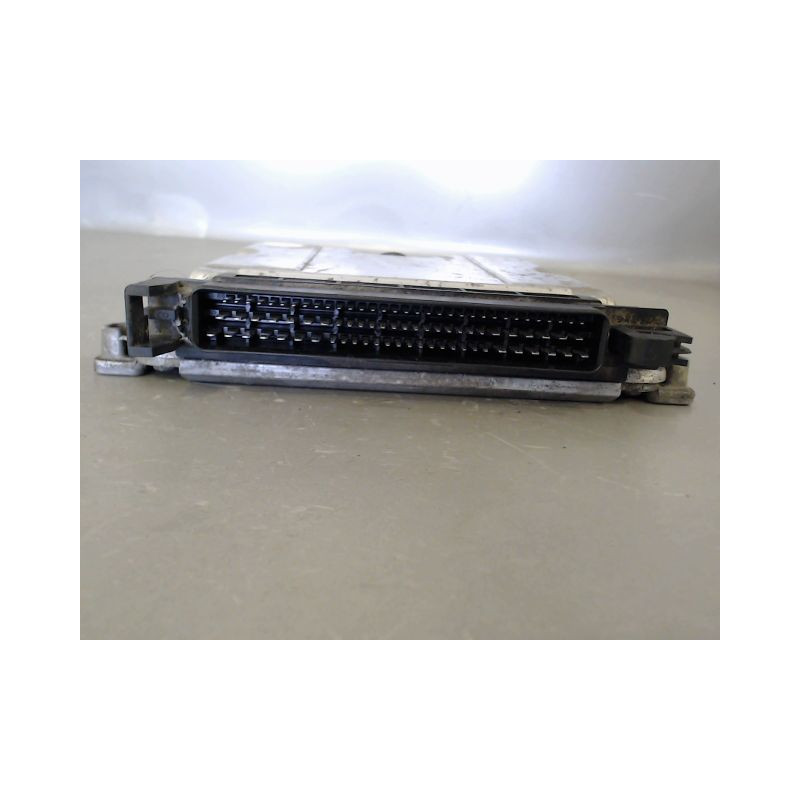 CALCULATEUR MOTEUR PEUGEOT 306