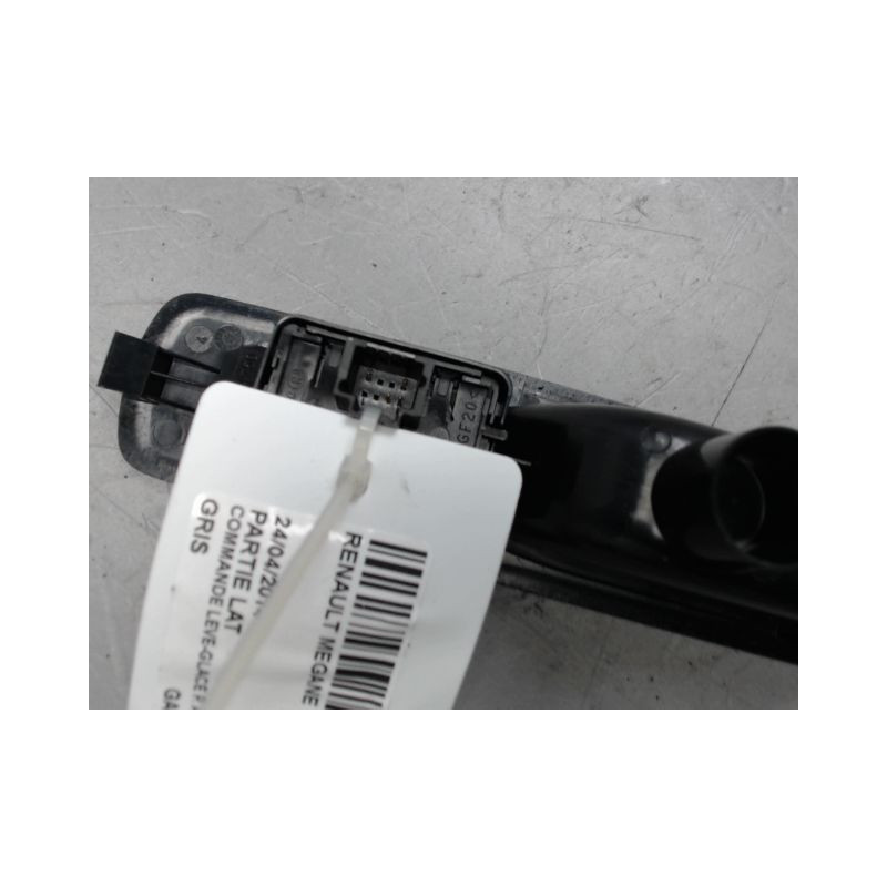 COMMANDE LEVE-GLACE PORTE ARD RENAULT MEGANE
