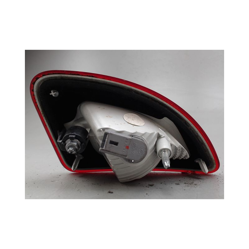 FEU ARRIERE INTERIEUR GAUCHE RENAULT TWINGO