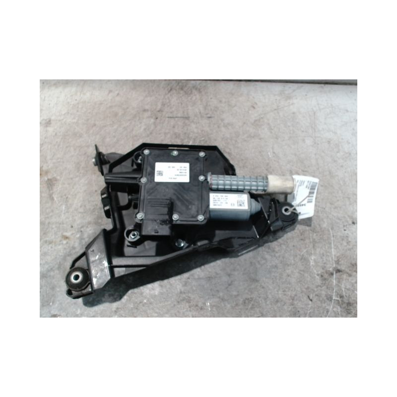 MOTEUR VERROUILLAGE FREIN A MAIN PEUGEOT 5008 2009-