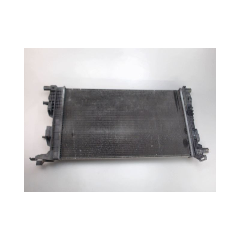 RADIATEUR RENAULT MEGANE