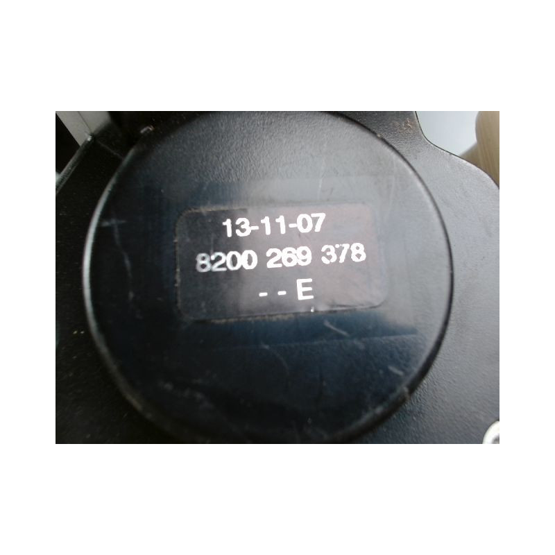 TREUIL DE ROUE DE SECOURS RENAULT CLIO III 2005-