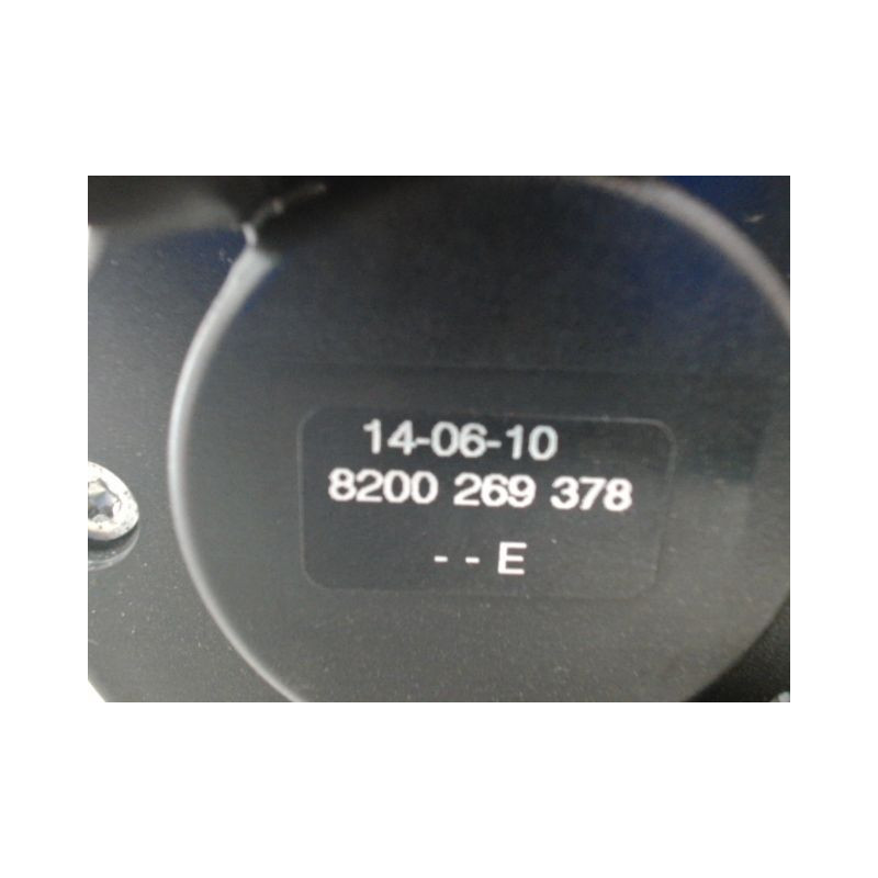 TREUIL DE ROUE DE SECOURS RENAULT CLIO III 2009-