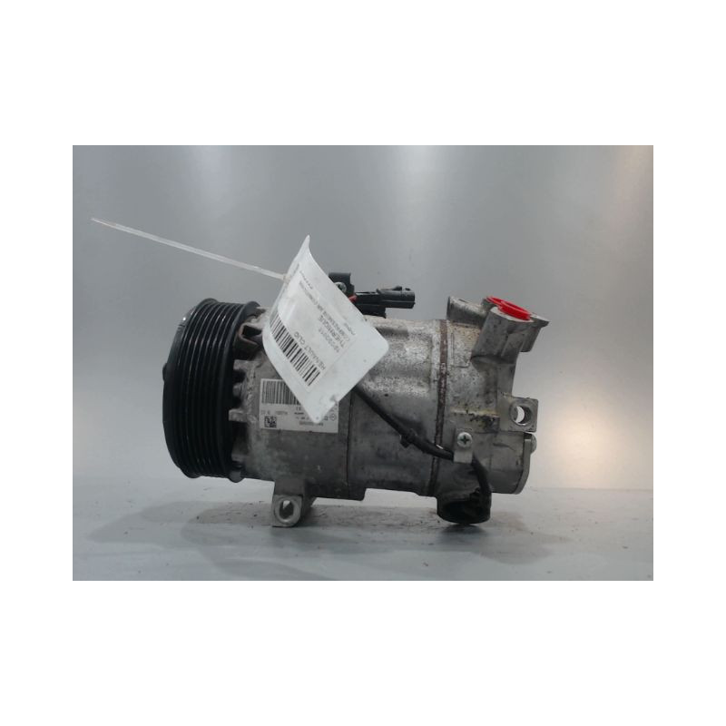 COMPRESSEUR AIR CONDITIONNE RENAULT CLIO