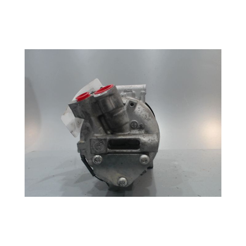 COMPRESSEUR AIR CONDITIONNE RENAULT CLIO