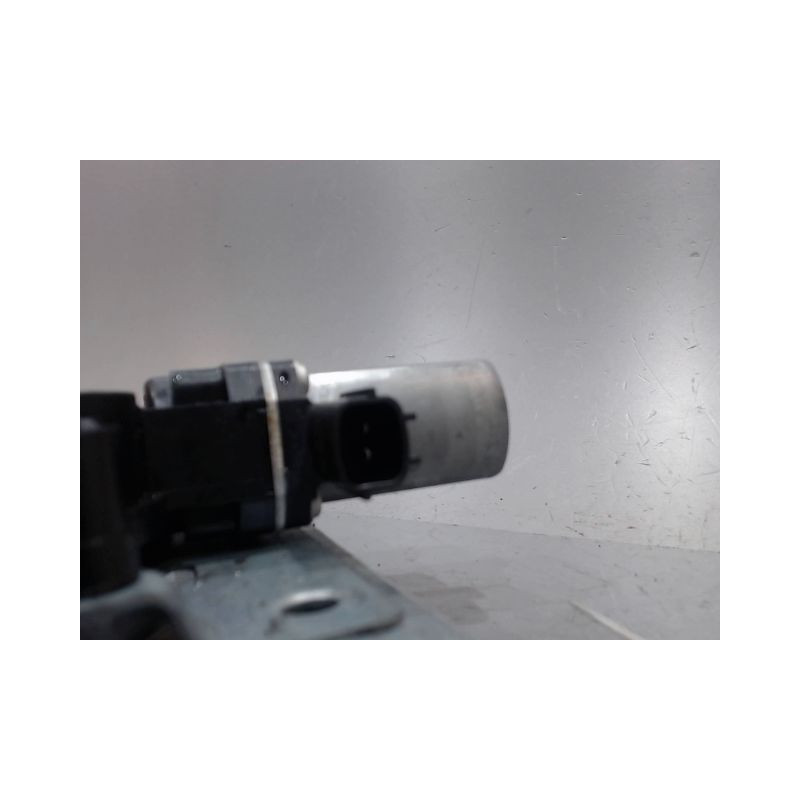 MECANISME+MOTEUR LEVE-GLACE AVANT DROIT DACIA LODGY