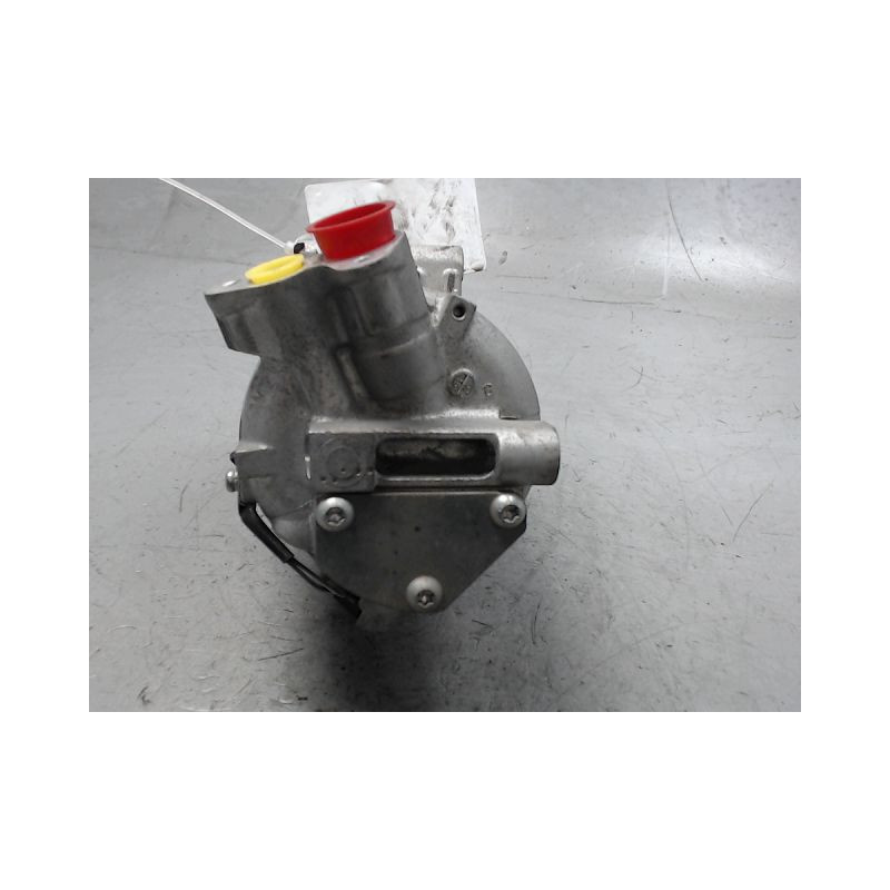 COMPRESSEUR AIR CONDITIONNE RENAULT CLIO