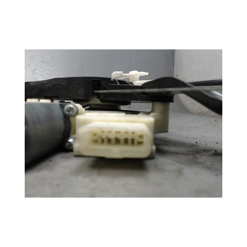 MECANISME+MOTEUR LEVE-GLACE AVANT DROIT PEUGEOT 308